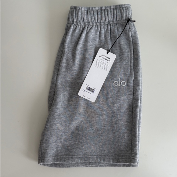 NWT Alo Yoga Accolade Sweat Short Size XS - Picture 3 of 10